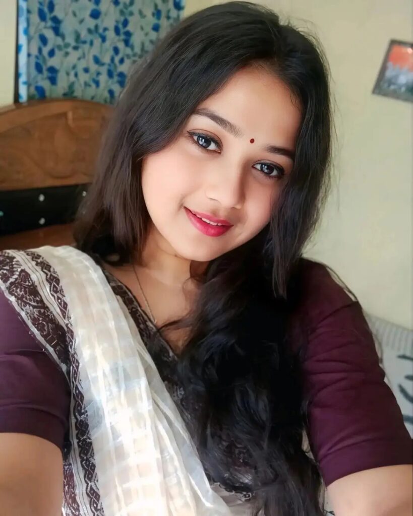 Verified Escort Photos in Dhaka real model portfolio