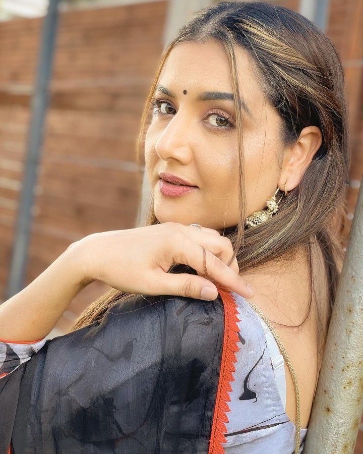 best-model-in-dhaka